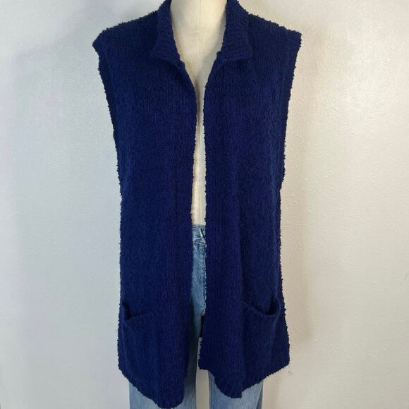 Vintage Navy Open Front Sweater Vest - Picture 2 of 9